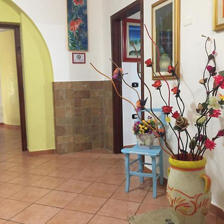 Il Normanno B&B Mileto Bagian luar foto