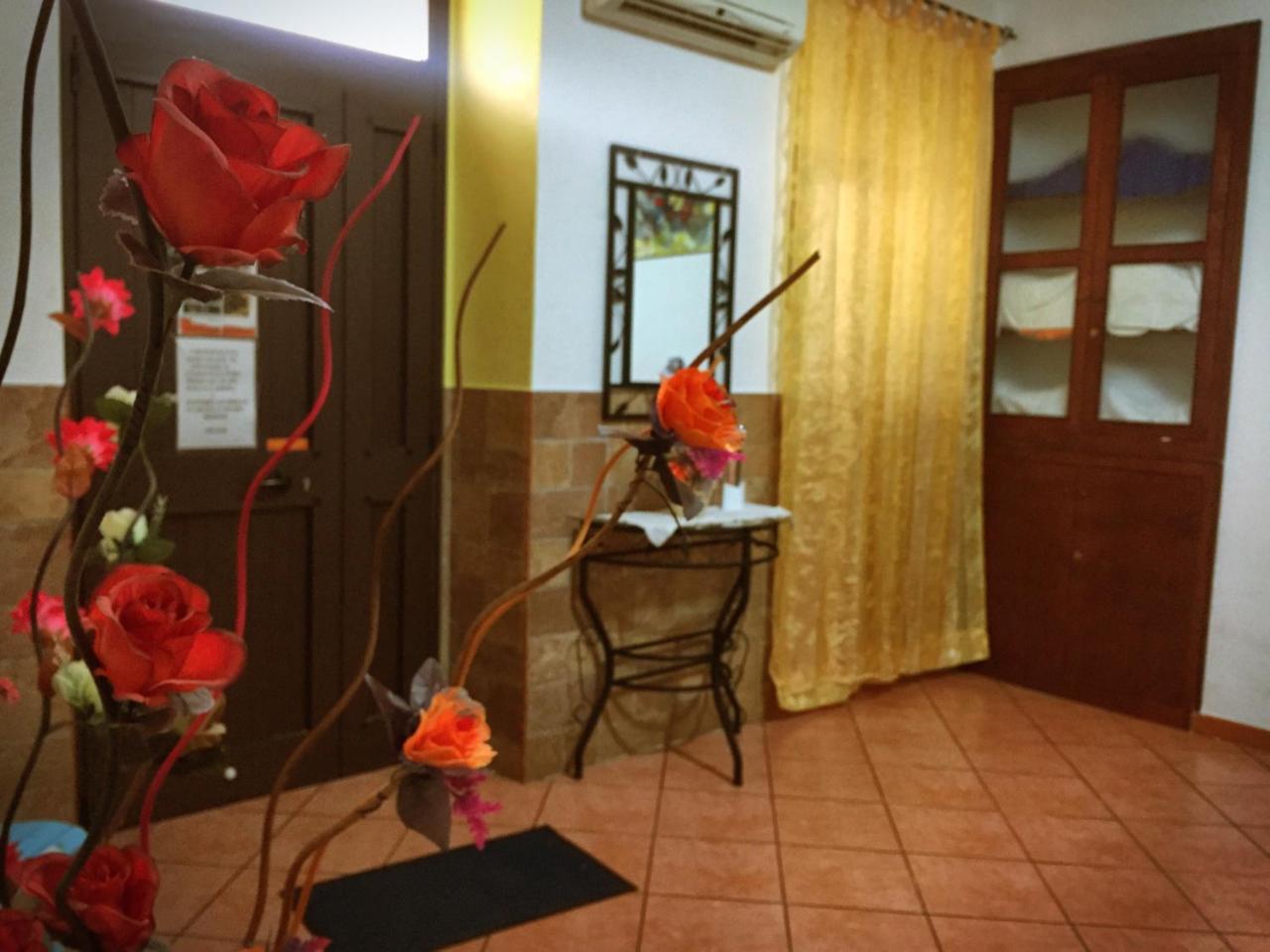 Il Normanno B&B Mileto Bagian luar foto