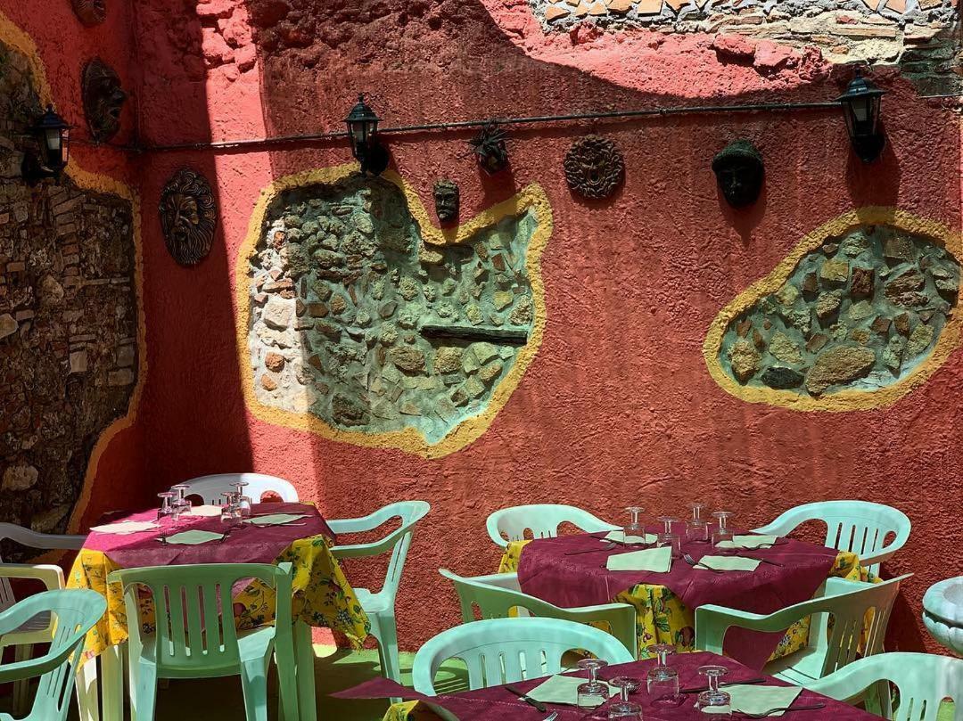 Il Normanno B&B Mileto Bagian luar foto